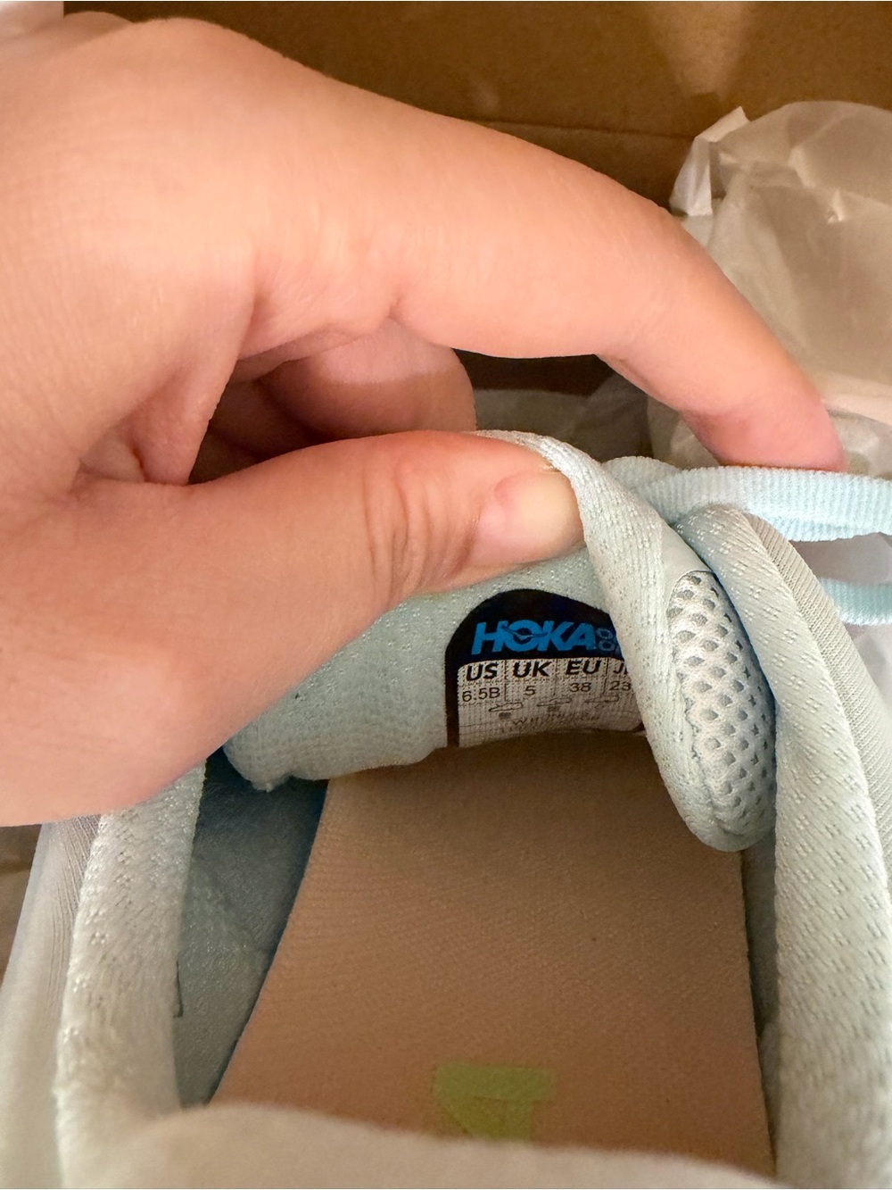 NIB HOKA Bondi 9 Sneakers in Glimmering Blue / Overcast - Picture 5 of 5
